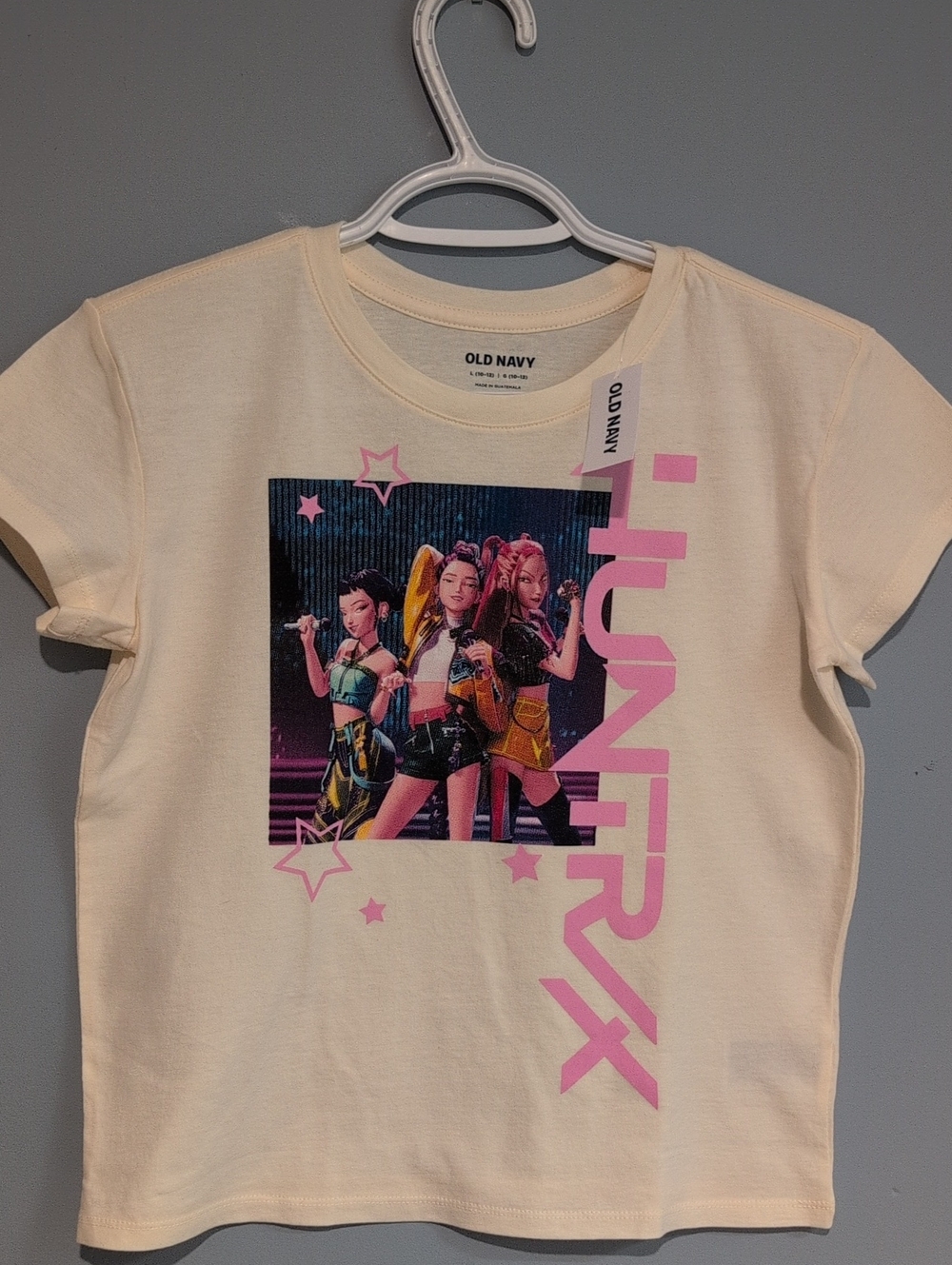 Old Navy KPop Demon Hunters Huntrix Cream Girls' Short-Sleeve Graphic Tee Size L